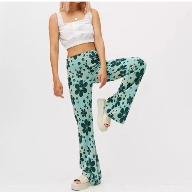 Uo Urban Outfitters Floral Bryn Pull On Flare Pant Small